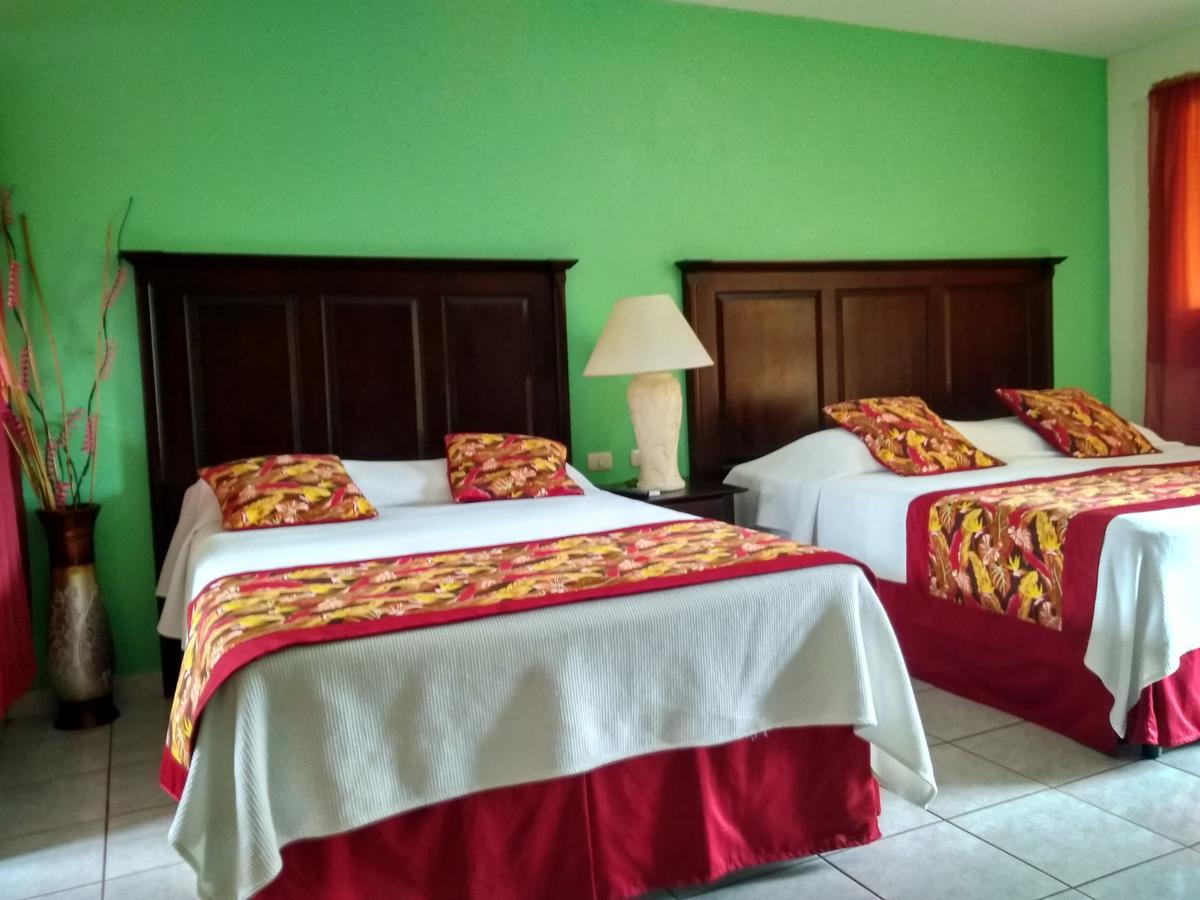 טמבור Hotel Alkamar מראה חיצוני תמונה