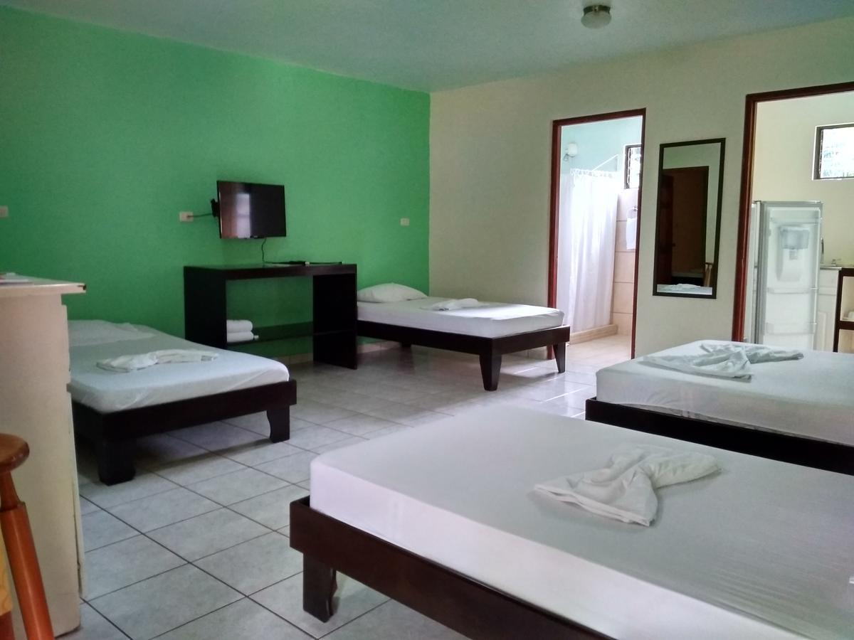 טמבור Hotel Alkamar מראה חיצוני תמונה